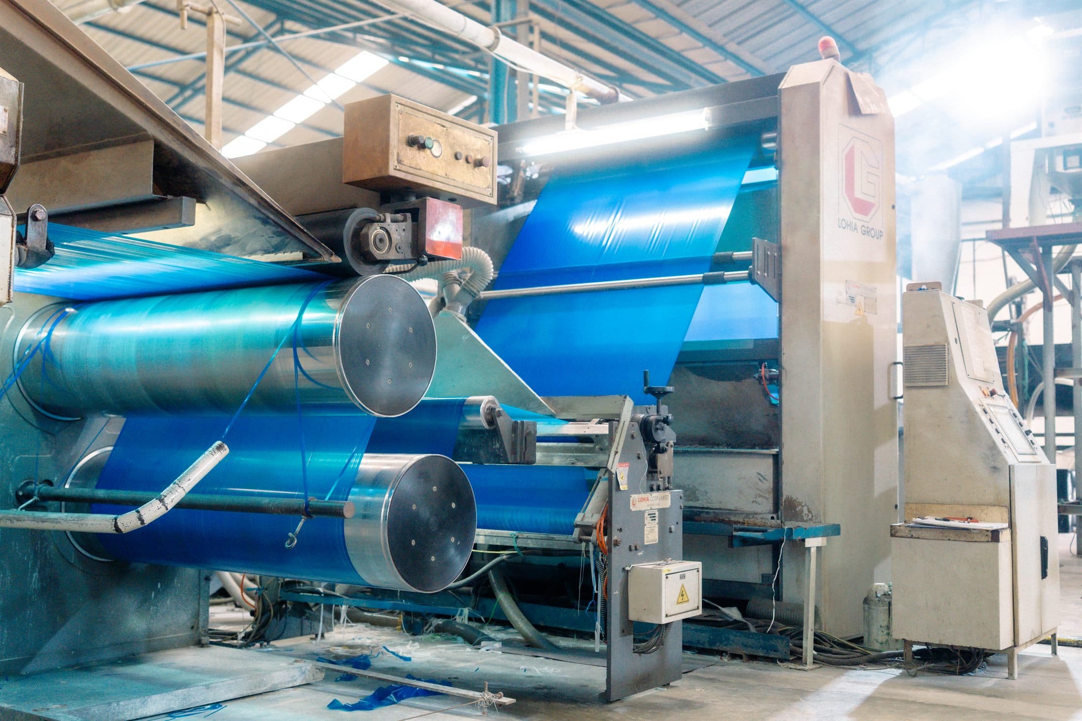 Extrusion process for woven bag production